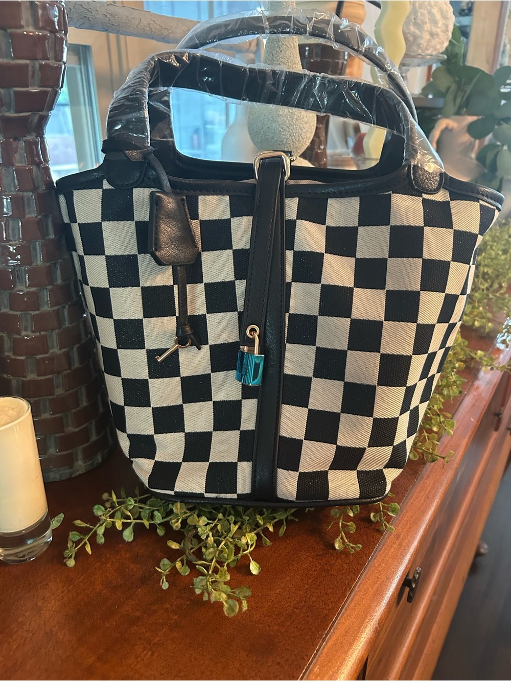Black & White Checker Purse Bag with Lock Accent